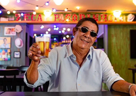 Imagem ilustrativa da imagem Bar do Zeca Pagodinho chega ao ES com samba, boteco e estreia confirmada
