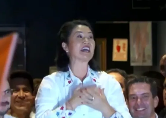 Imagem ilustrativa da imagem Com 100% das urnas apuradas, Keiko se torna virtual presidente do Peru
