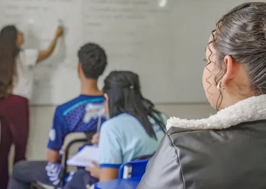 Imagem ilustrativa da imagem Educação financeira pode ser incluída no currículo escolar
