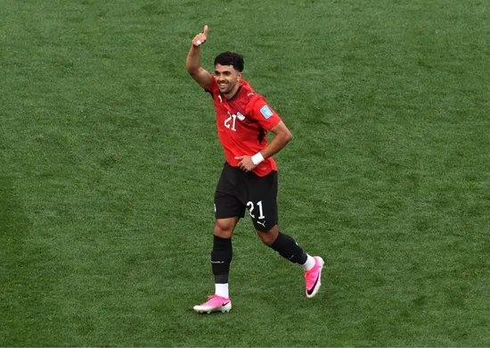 Imagem ilustrativa da imagem Egito leva sufoco do Irã, mas segura empate e garante classificação inédita