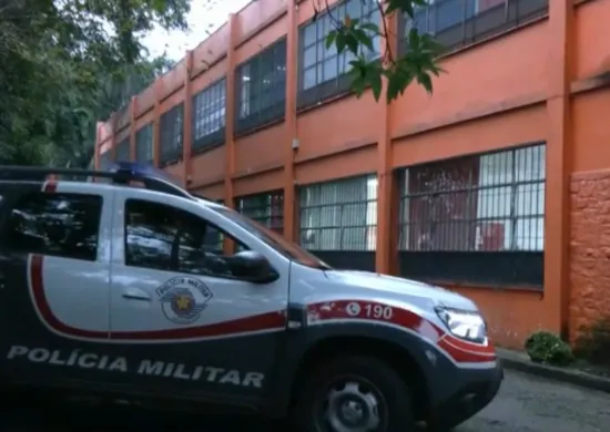 Imagem ilustrativa da imagem Estudantes passam mal após inalarem gás utilizado em treinamento da PM em SP