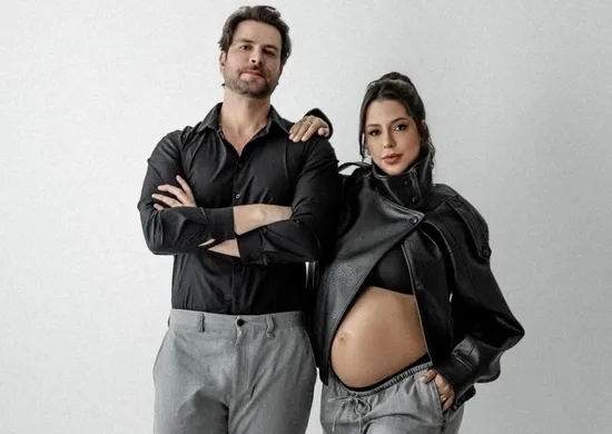 Imagem ilustrativa da imagem Ex-BBBs Laís Caldas e Gustavo Marsengo anunciam nascimento da filha Alice