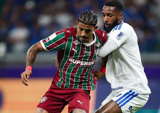 Imagem ilustrativa da imagem Fábio falha, e Cruzeiro busca empate contra o Fluminense no Mineirão