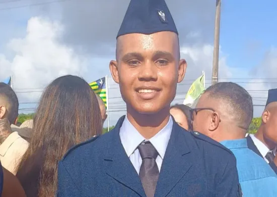 Imagem ilustrativa da imagem Família busca por jovem militar da FAB desaparecido no Recife