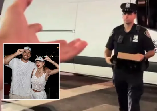 Imagem ilustrativa da imagem Fãs de Taylor Swift recebem 'marmita' com bolo do casamento da cantora
