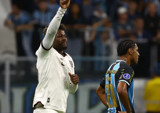 Imagem ilustrativa da imagem Grêmio perde para o Bolívar-BOL e cai pela 2ª vez seguida nos playoffs da Sula