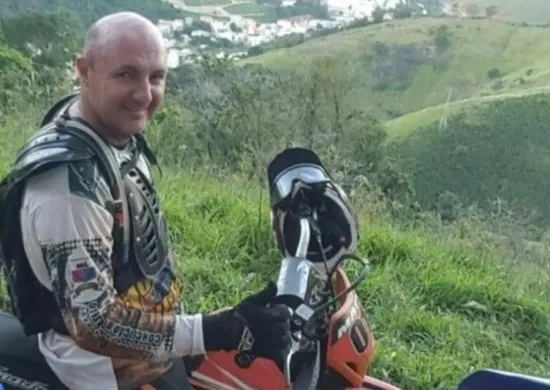 Imagem ilustrativa da imagem Homem morre após ser atropelado por retroescavadeira em pedreira no ES