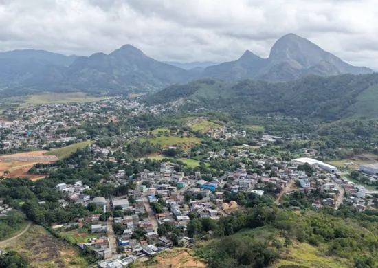 Imagem ilustrativa da imagem Investimento de R$ 32 milhões para obras de pavimentação e saneamento em Cariacica