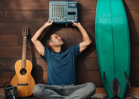 Imagem ilustrativa da imagem Jack Johnson anuncia três shows no Brasil em fevereiro de 2027