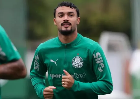 Imagem ilustrativa da imagem Jefté passa por cirurgia no joelho direito