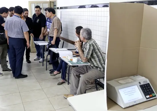 Imagem ilustrativa da imagem Justiça Eleitoral começa a convocar mesários para eleições de outubro