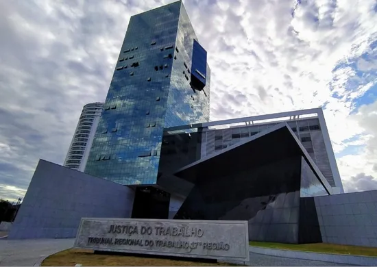 Imagem ilustrativa da imagem Justiça nega vínculo empregatício para sobrinho que cuidava de tio idoso no ES