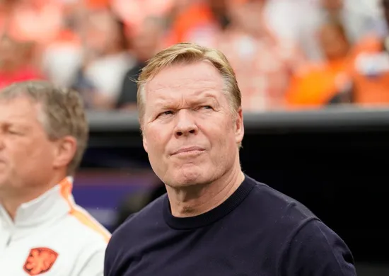 Imagem ilustrativa da imagem Koeman deixa comando da Holanda e cita drama pessoal