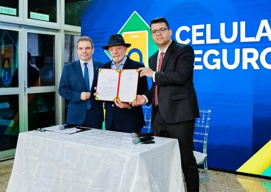 Imagem ilustrativa da imagem Lula cria plataforma para coibir roubos de celulares e vendas ilegais