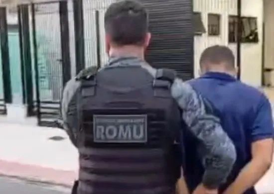 Imagem ilustrativa da imagem Motorista de app é preso em Vitória por mandado de tráfico