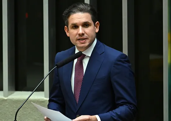Imagem ilustrativa da imagem Motta cria comissão especial para debater redução da maioridade penal na Câmara