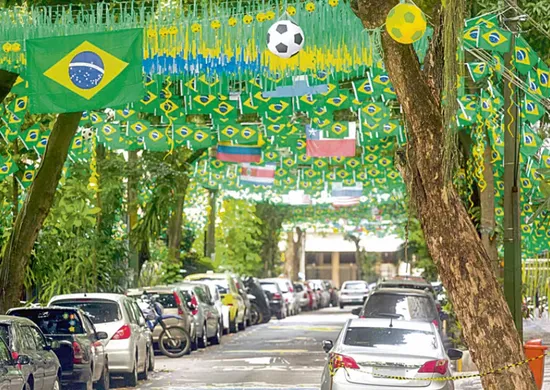 Imagem ilustrativa da imagem Municípios estabelecem regras para enfeitar ruas para a Copa do Mundo