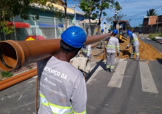 Imagem ilustrativa da imagem Obra de esgoto interdita trecho da Avenida Carlos Lindenberg até domingo