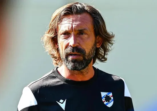 Imagem ilustrativa da imagem Pirlo aceita acordo verbal de Maldini e será o novo treinador da Itália, diz jornal