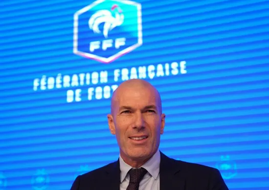 Imagem ilustrativa da imagem Seleção francesa oficializa nome de Zidane como novo técnico