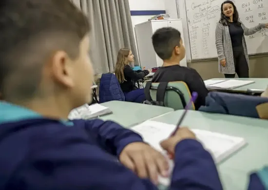 Imagem ilustrativa da imagem Serra vai usar Prova Nacional Docente para contratar professores temporários
