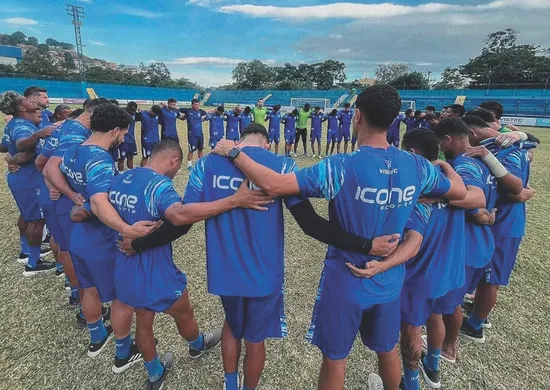 Imagem ilustrativa da imagem Vitória inicia disputa por vaga na final da Copa ES