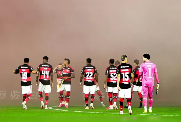 Imagem ilustrativa da imagem Flamengo volta a campo na tela da TV Tribuna / Band para disputar amistoso