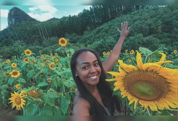 Imagem ilustrativa da imagem Point para selfies em meio aos parques de girassóis, lavandas e cerejeiras