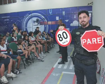 Imagem ilustrativa da imagem “Anjos da guarda” dão lição de respeito e convivência em Vila Velha