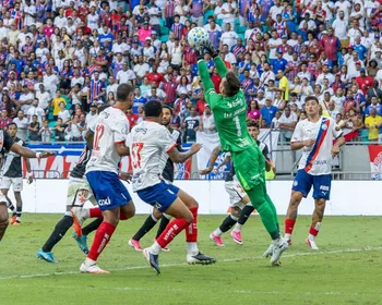 Imagem ilustrativa da imagem Com quatro gols anulados, Bahia e Vasco não saem do zero no Brasileirão