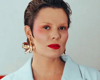 Imagem ilustrativa da imagem Raissa Ijanc se inspira no clássico “Bésame Mucho” em música inédita