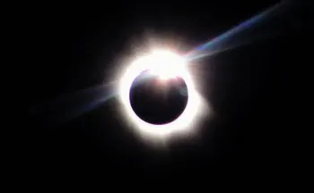 Imagem ilustrativa da imagem Brasileiros poderão ver eclipse solar por transmissão na internet
