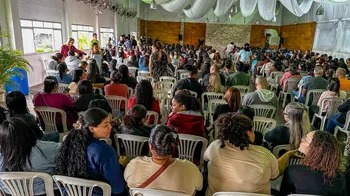 Imagem ilustrativa da imagem Cariacica propõe reajuste salarial de 17% para profissionais da educação