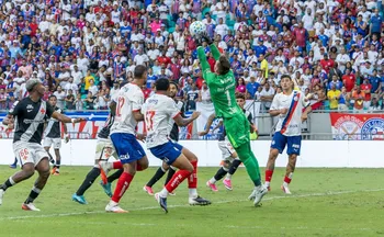 Imagem ilustrativa da imagem Com quatro gols anulados, Bahia e Vasco não saem do zero no Brasileirão