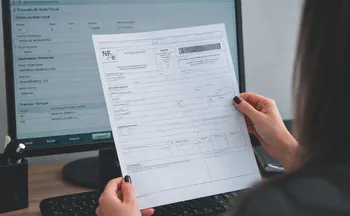 Imagem ilustrativa da imagem Empresas têm de adaptar notas fiscais às novas regras