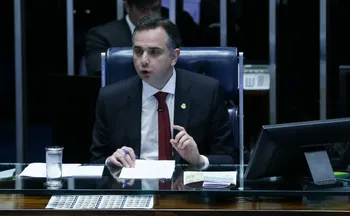 Imagem ilustrativa da imagem Senado aprova urgência para votar indicação de Rodrigo Pacheco ao TCU