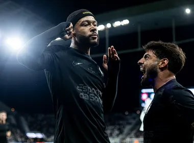 Imagem ilustrativa da imagem Em reviravolta, Memphis renova com o Corinthians e já deve jogar pela Libertadores