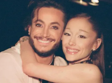 Imagem ilustrativa da imagem Irmão de Ariana Grande apoia cantora após anúncio de pausa