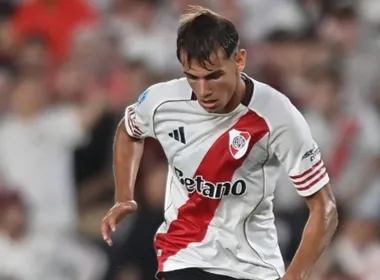 Imagem ilustrativa da imagem Joia do River Plate, Joaquín Freitas chega ao Rio para reforçar o Flamengo