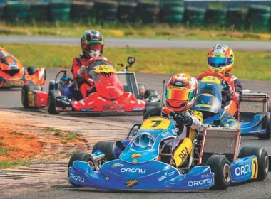 Imagem ilustrativa da imagem Piloto capixaba participa do Troféu Ayrton Senna de Kart em São Paulo