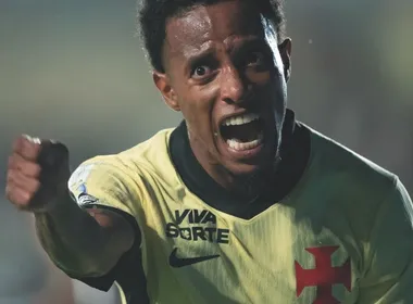 Imagem ilustrativa da imagem Vasco goleia e respira aliviado