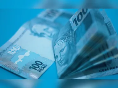 Imagem ilustrativa da imagem Brasileiros têm mais de R$ 5 bilhões esquecidos; veja como consultar