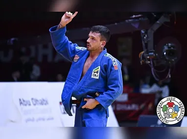 Lucas Lutzke conquistou medalha no taekwondo