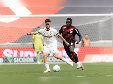 João Pedro marcou pelo Chelsea, que chegou à segunda vitória na competição em partida acompanhada por Carlo Ancelotti e Thomas Tuchel