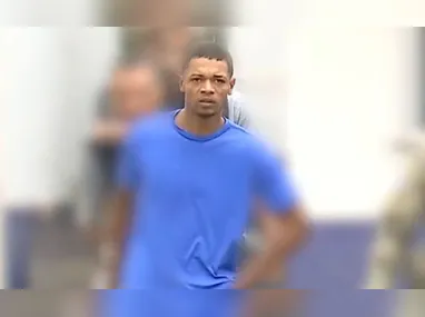 Policiais civis realizam buscas durante operação no Estado