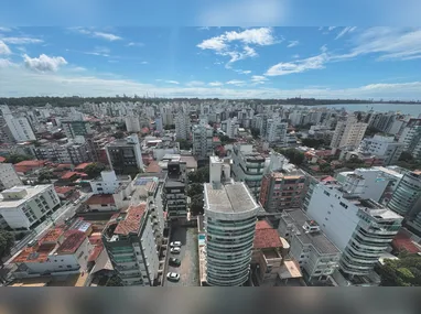 Recurso do Google em parceria com a Akira Enem aplica simulados, aponta dificuldades por área e indica conteúdos para continuar os estudos