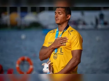 Brasileiro Daniel Cargnin comemorando uma vitória no tatame