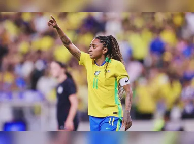 O atacante Minda comemora o gol que deu a classificação ao Atlético-MG