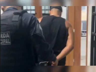 Homem foi conduzido à Delegacia Regional de Vitória
