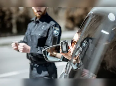 Imagem ilustrativa da imagem Nova regra da Lei Seca amplia testes para álcool e drogas no trânsito